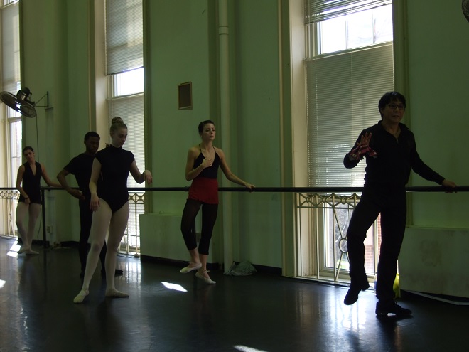 ���b�X���w��